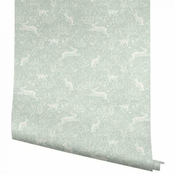 Papel pintado estilo animales en blanco sobre fondo verde claro Fable RI5101