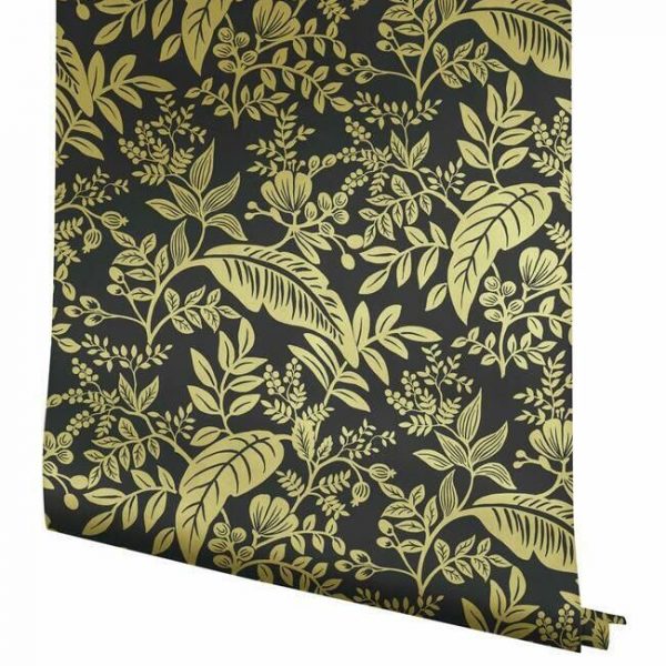 Papel pintado estilo hojas en color dorado metálico sobre fondo negro Canopy RI5139